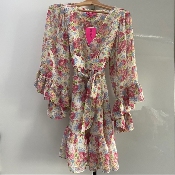 Betsey Johnson Dresses & Skirts - 💐 Betsey Johnson Floral Boho Dress NWT